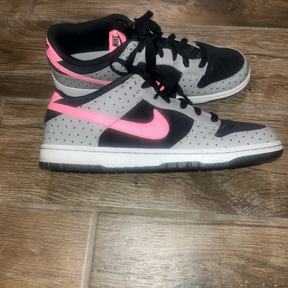 Nike Shoes - Nike Dunks 2012 Low skinny polka dot sneaker women’s sizee 11 black pink grey